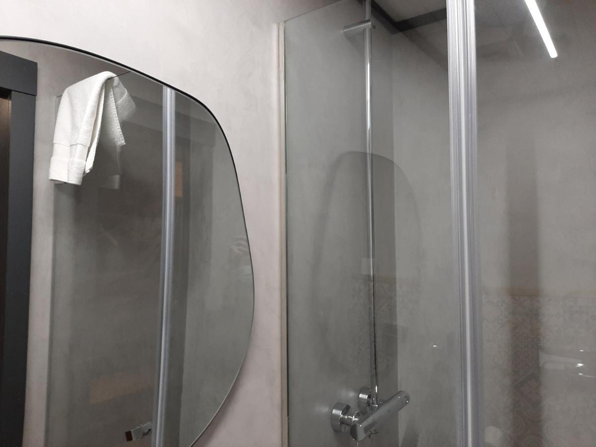 Hostal Erasmus By Gaiarooms Salamanca Eksteriør billede