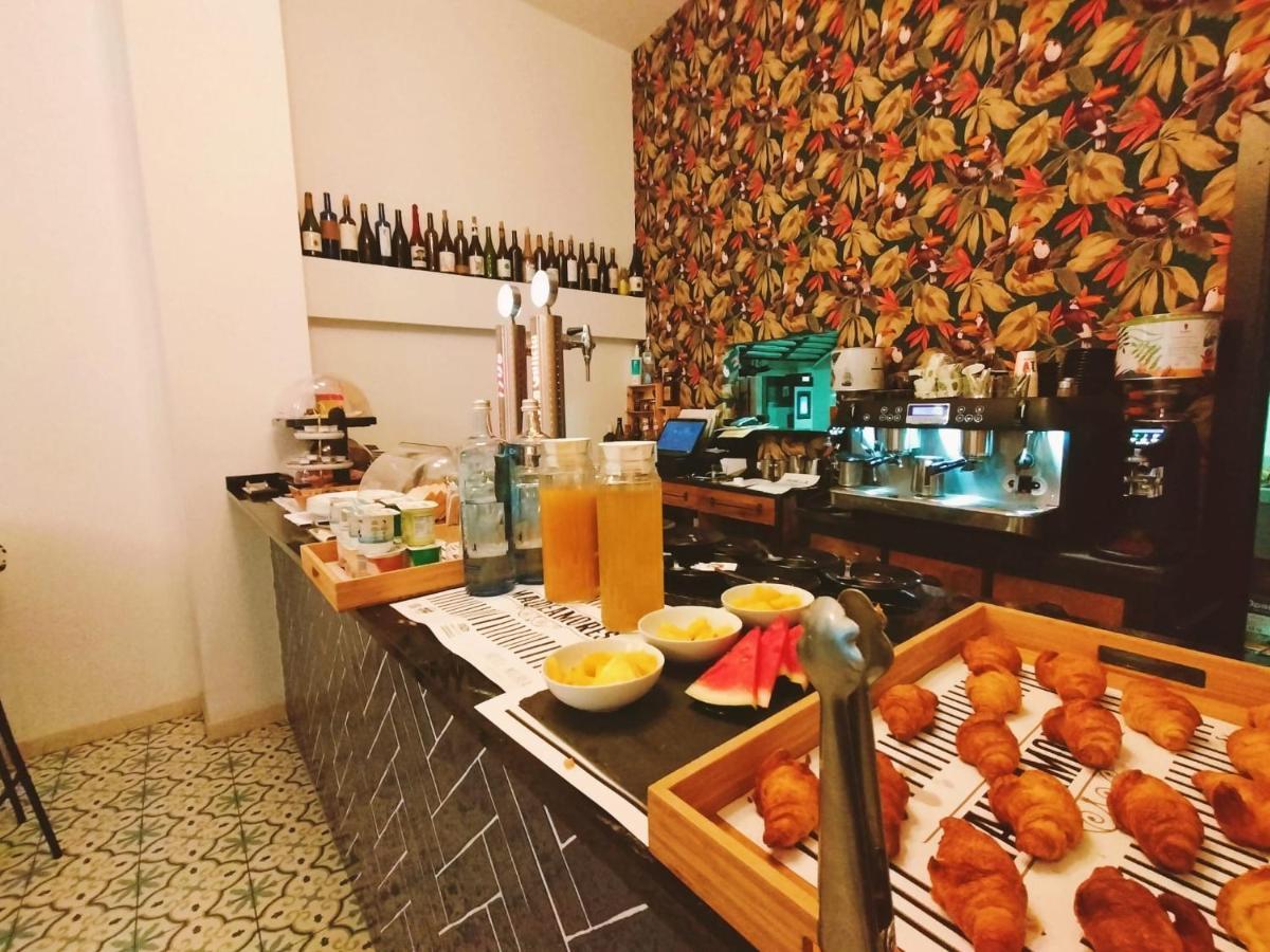 Hostal Erasmus By Gaiarooms Salamanca Eksteriør billede