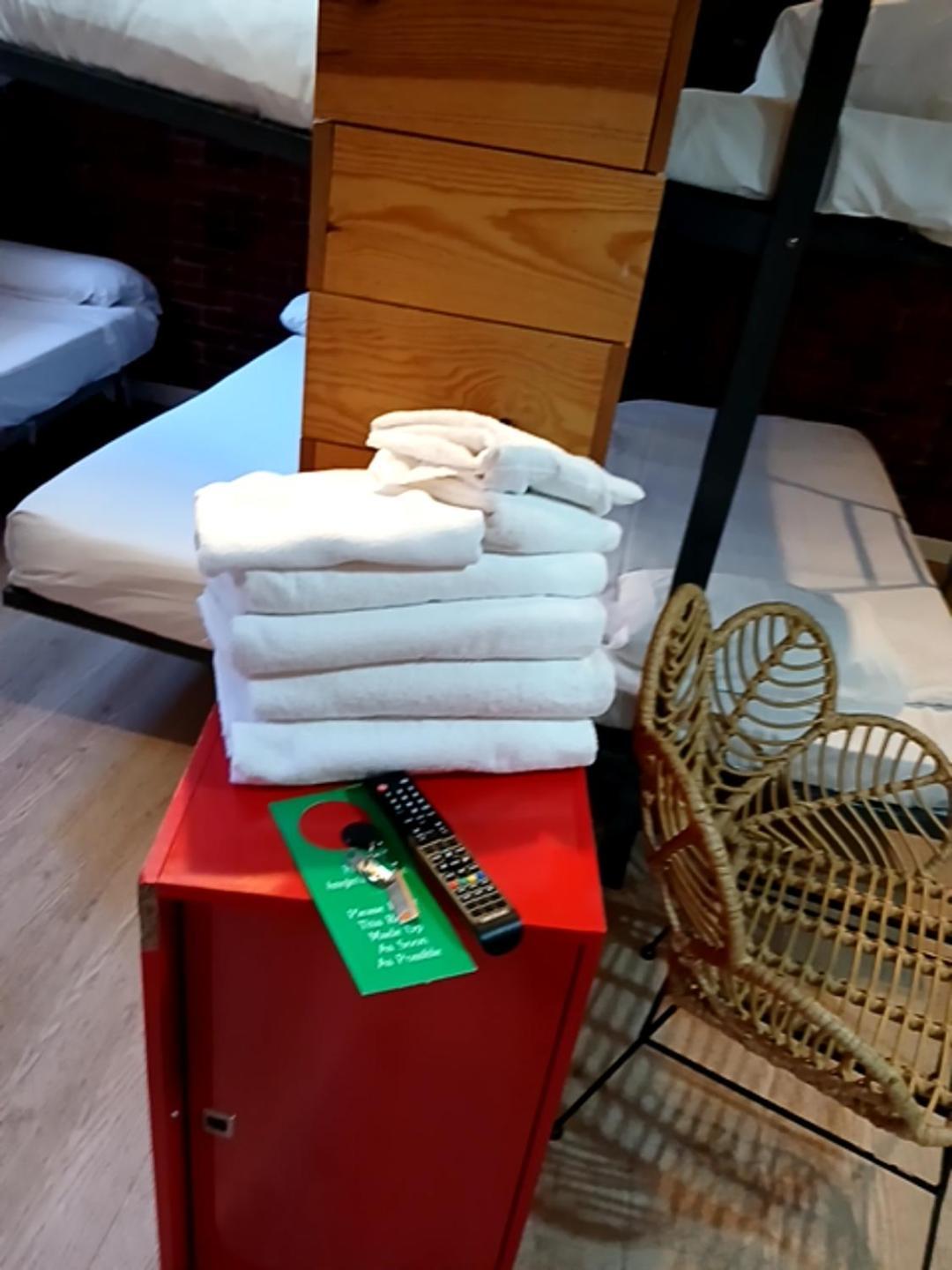 Hostal Erasmus By Gaiarooms Salamanca Eksteriør billede