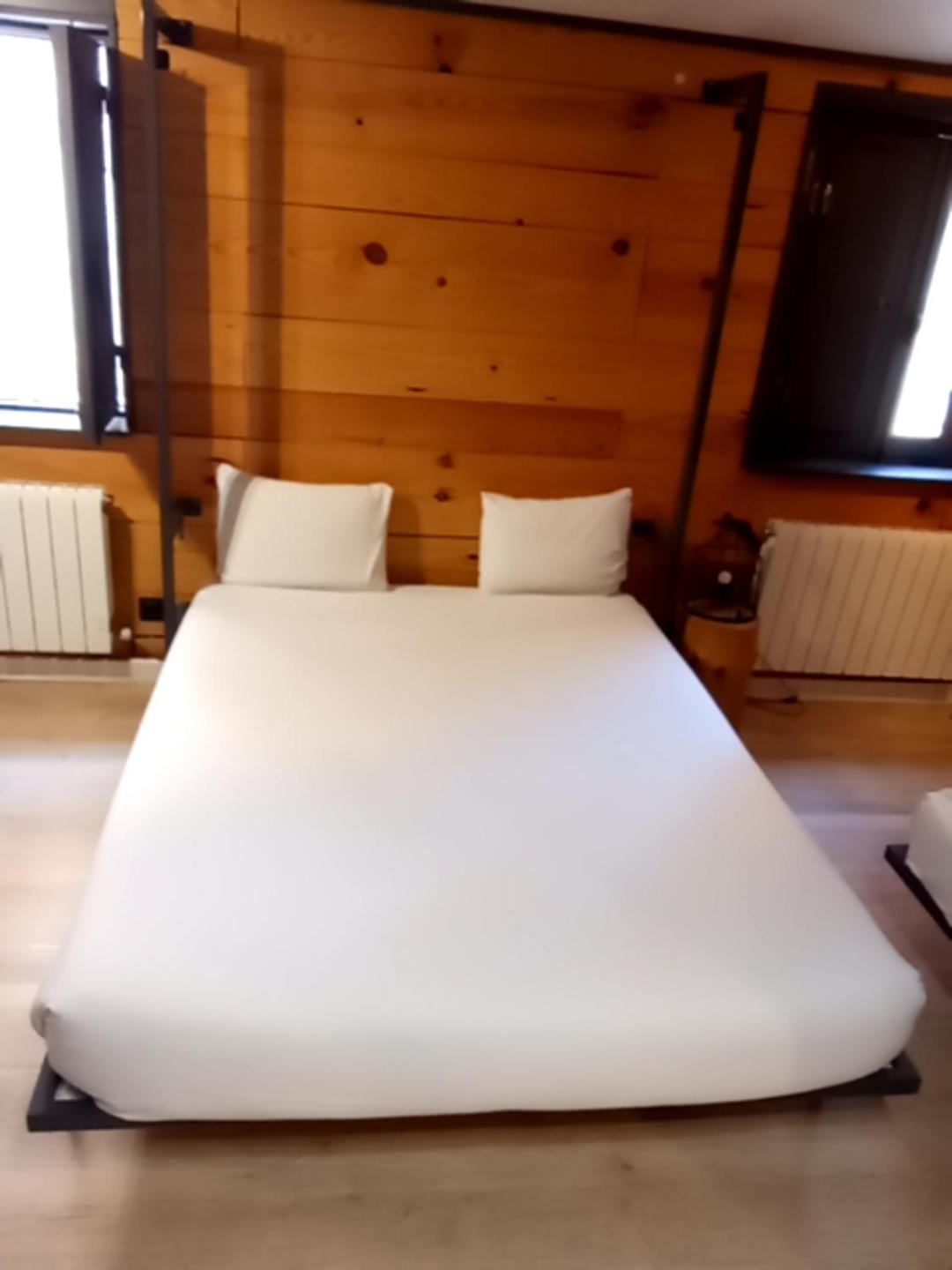 Hostal Erasmus By Gaiarooms Salamanca Eksteriør billede