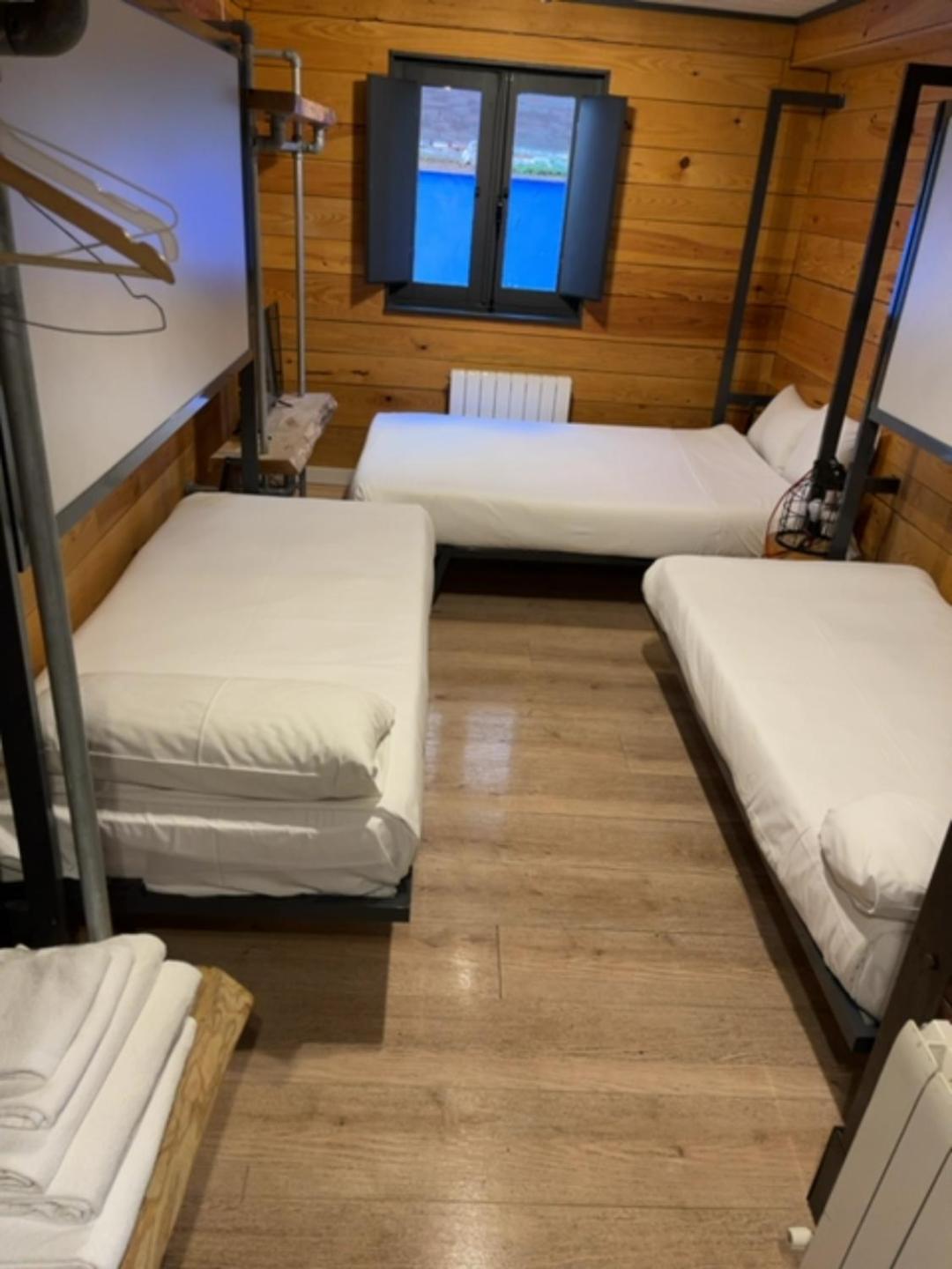 Hostal Erasmus By Gaiarooms Salamanca Eksteriør billede